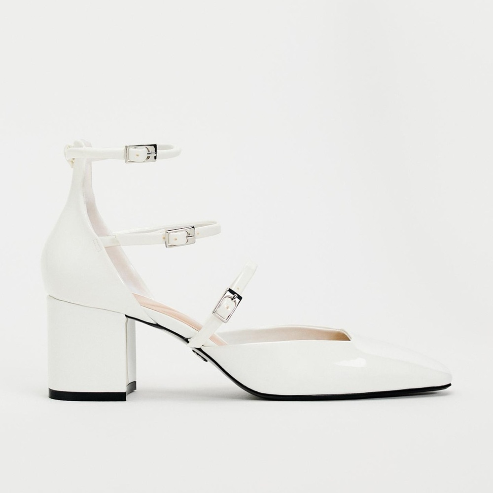 Zara Buckled Block Heel Shoes ✨